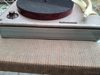 Retro gramofon Supraphon – funkční - 2