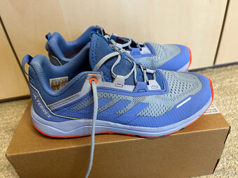 Trailové běžecké boty adidas terrex agravic flow vel.35,5 - 2