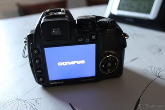 OLYMPUS SP- 570UZ - 2
