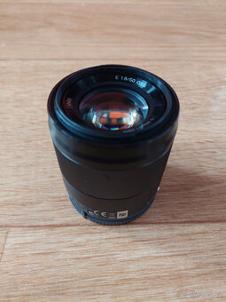 objektiv Sony 50 mm f/1,8 SEL černý - 2