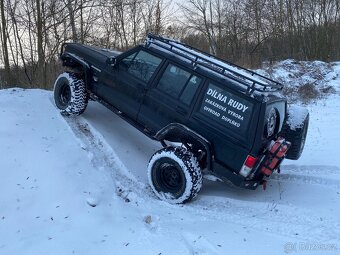 Prodam Jeep Cherokee XJ 4.0i - 2