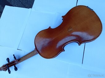 Housle celé - 2
