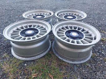 Retro alu kola Vial 5x120 pro BMW e28 atd - 2