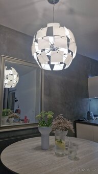 Lustr designový, bílé sklo - 2