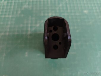 Tokyo Marui pažbička M4 - 2