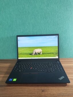 Lenovo ThinkPad E15 | Core i7-1165G7 • 16 GB RAM • 512 SSD • - 2
