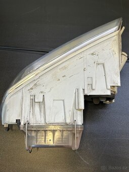 Levý světlomet Octavia II. - 2