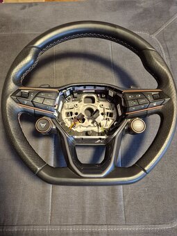 Volant Cupra Formentor VZ - 2