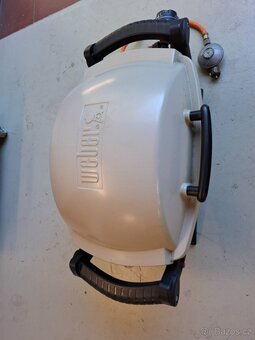 Gril Weber Q1000 - plynový - 2