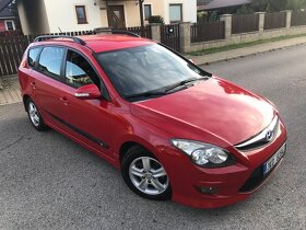 Hyundai i30 Combi 1.4 benzin - face lift - po servise - - 2