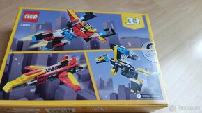 LEGO Creator 3 v 1 31124 Super robot - 2
