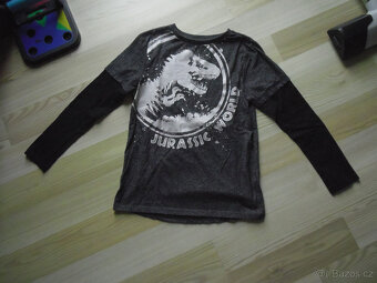 Triko dl. rukáv Jurassic World vel. 10-11 let - 2