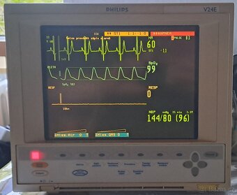 Ekg monitor / monitor životních funkc - 2