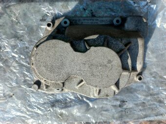 Použité víko převodovky VW MQ200 - 2