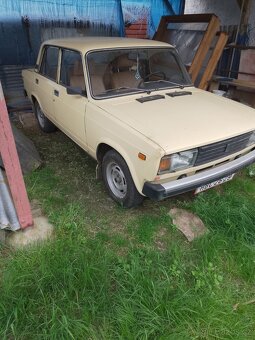Lada vaz Žiguli 2105 - 2