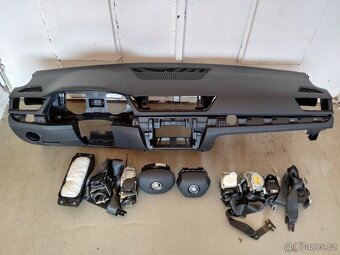Airbagová sada Škoda Superb 3 s novou deskou - 2
