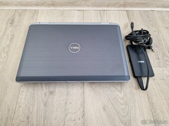 Dell latitude E6420 s podsvícenou klávesnici na filmy inter - 2