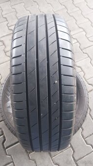 Prodám 2 x letní pneu Kumho 205/60/16 - 2