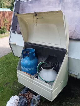 Obytný karavan - 2