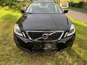 Volvo XC60 2,4D AWD rok 2013 Nové v ČR xenony automat - 2