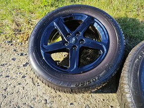 Alu Ford 5/108 R16 + 205/60 R16 zimní Semperit - 2