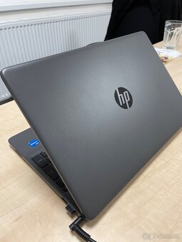 HP 250R G9 | i5 | SSD 512 GB | 16 GB RAM | Windows 11 - 2