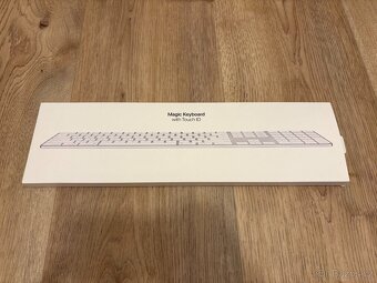 Apple Magic Keyboard s Touch ID - 2
