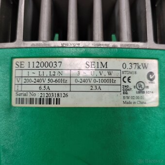 Frekvenční měnič COMMANDER SE 230/400V použitý funkční - 2