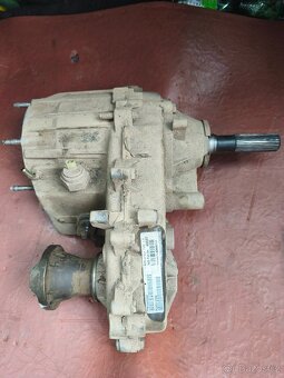 Jeep Cherokee KJ přídavná převodovka - 2