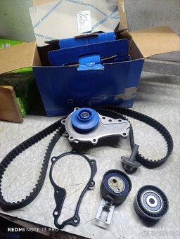 Vodní pumpa s řemenem SKF VKMC 03316 - 2