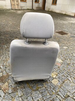 Řidičova sedačka t5 - 2