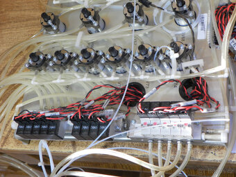 Pneumatický a hydraulický rozvaděč KOGANEI - 2