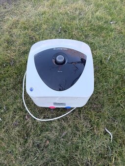 Elektrický zásobníkový ohřívač vody - 2