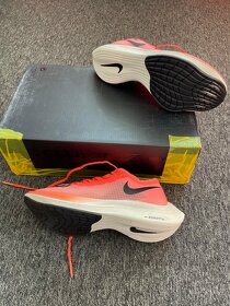 Běžecké boty Nike ZoomX Vaporfly % / vel. 36 - 2