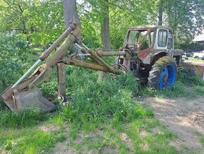 Prodám  traktorbagr Bělorus - 2