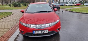 Honda Civic 1,8 ViTec - 2