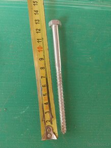 Vrut do dřeva 6tihran 7x130mm - 2