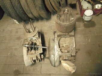 Prodam 2x motor na Jawa 250 - 2