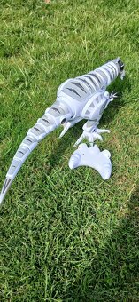 Rc Robosaurus - 2