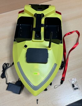Tříkomorová loďička s GPS s bateriemi 2x5200mAh včetně obalu - 2