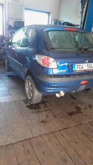 Peugeot 206 1.4i - 2