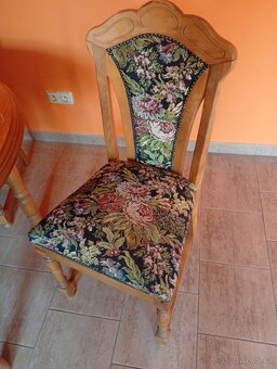 Stůl a 4 židle - 2