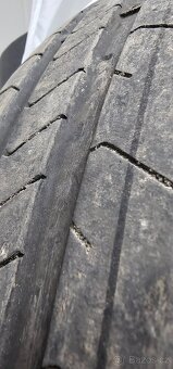 Pirelli P-Zero 255/40 R20 - 2