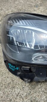 Xenon Mercedes E 212 - 2