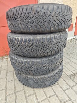 Zimní Falken 215/70R16 100H - 2
