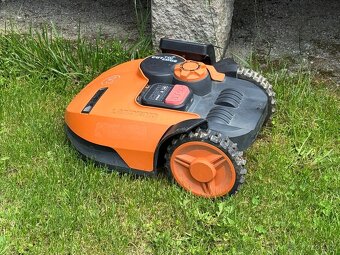 Robotická sekačka Landroid WORX WR105SI - 2