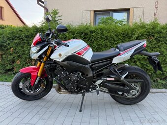 Yamaha FZ8N - 2
