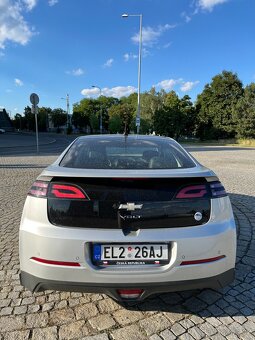 Chevrolet Volt 2011 – úsporný plug-in hybrid s tichým chodem - 2