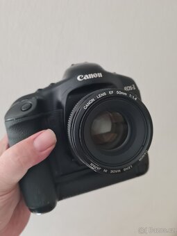Canon EOS 1V - 2