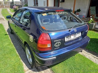 HONDA CIVIC 15i LS VTEC, 84kw - 2